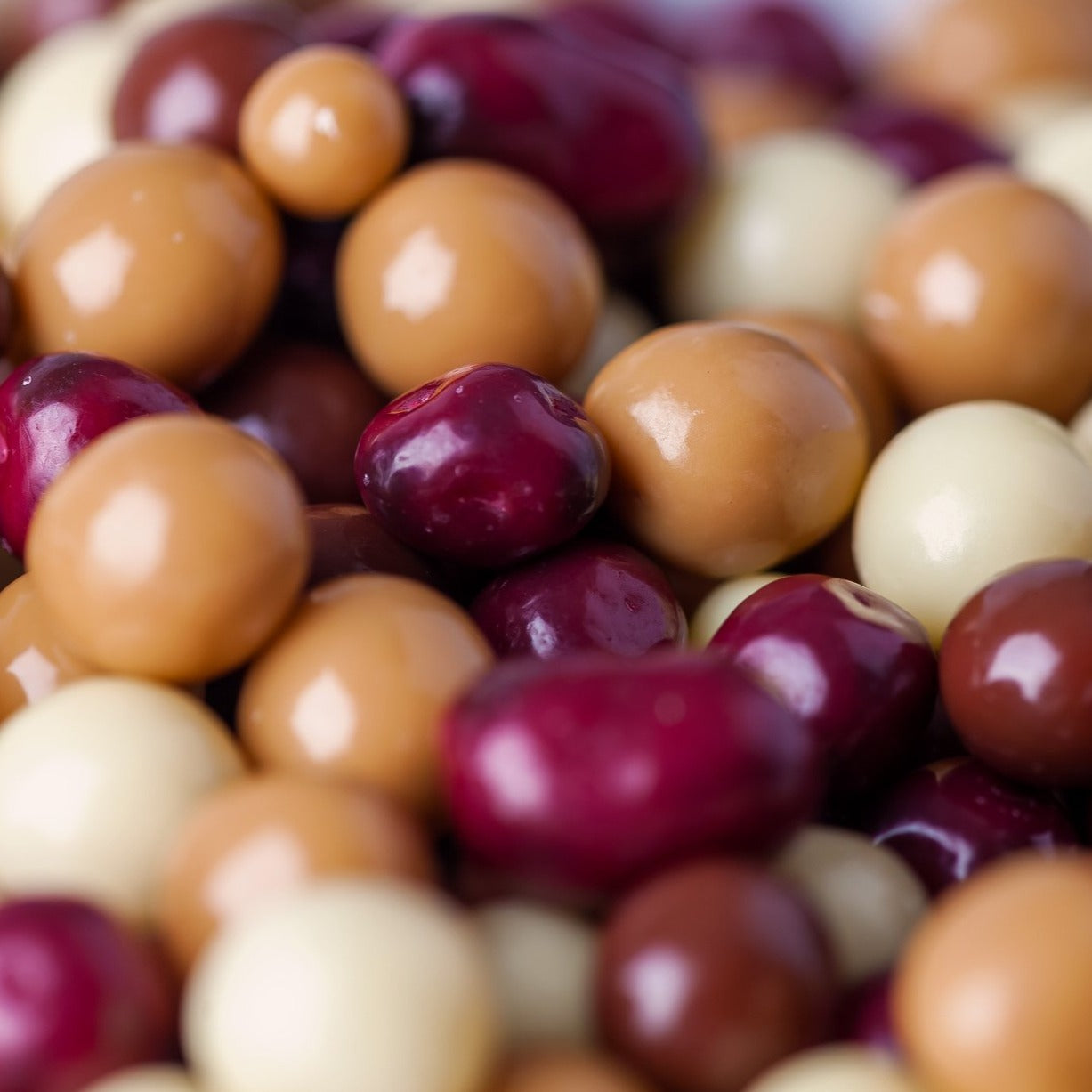 Hill St. Chocolate coated fruit confit bites