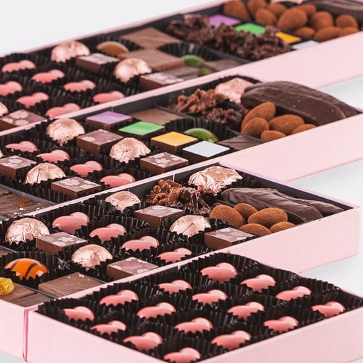 We are just finalising some delicious Mother’s Day treats... 🤍 for all those Mums...