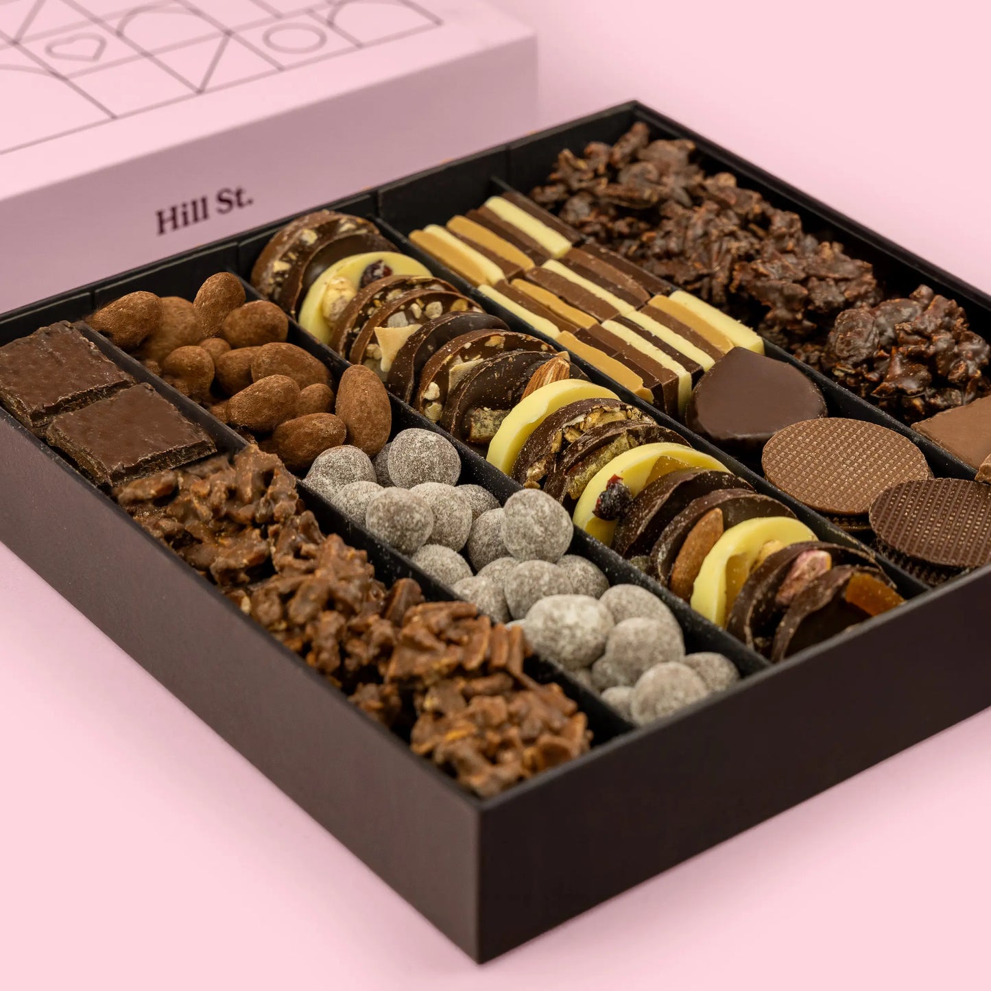 Hill St. Gourmet Selection Box 850g