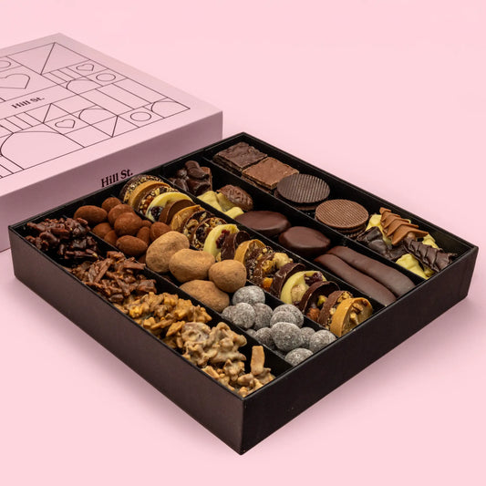 Hill St. Christmas Gourmet Selection Box 850g
