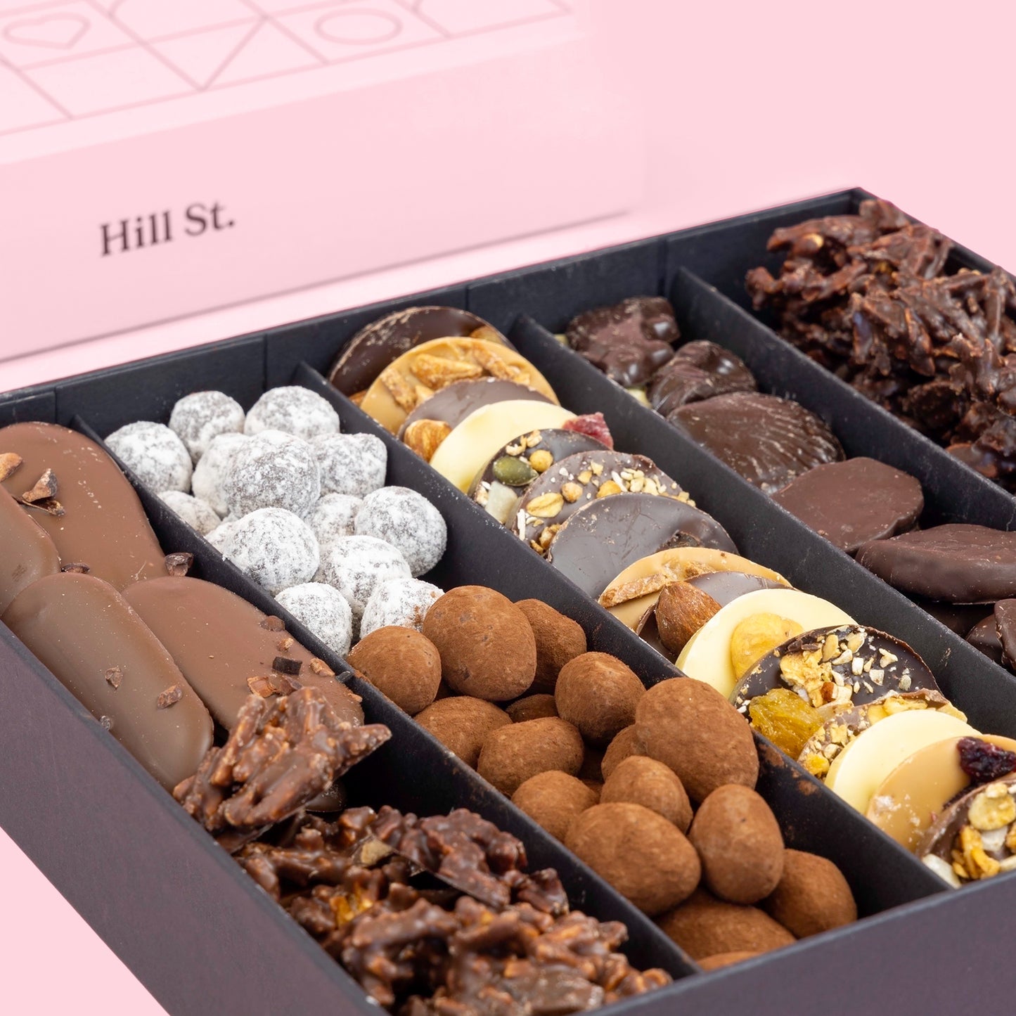 Hill St. Gourmet Selection Box 850g