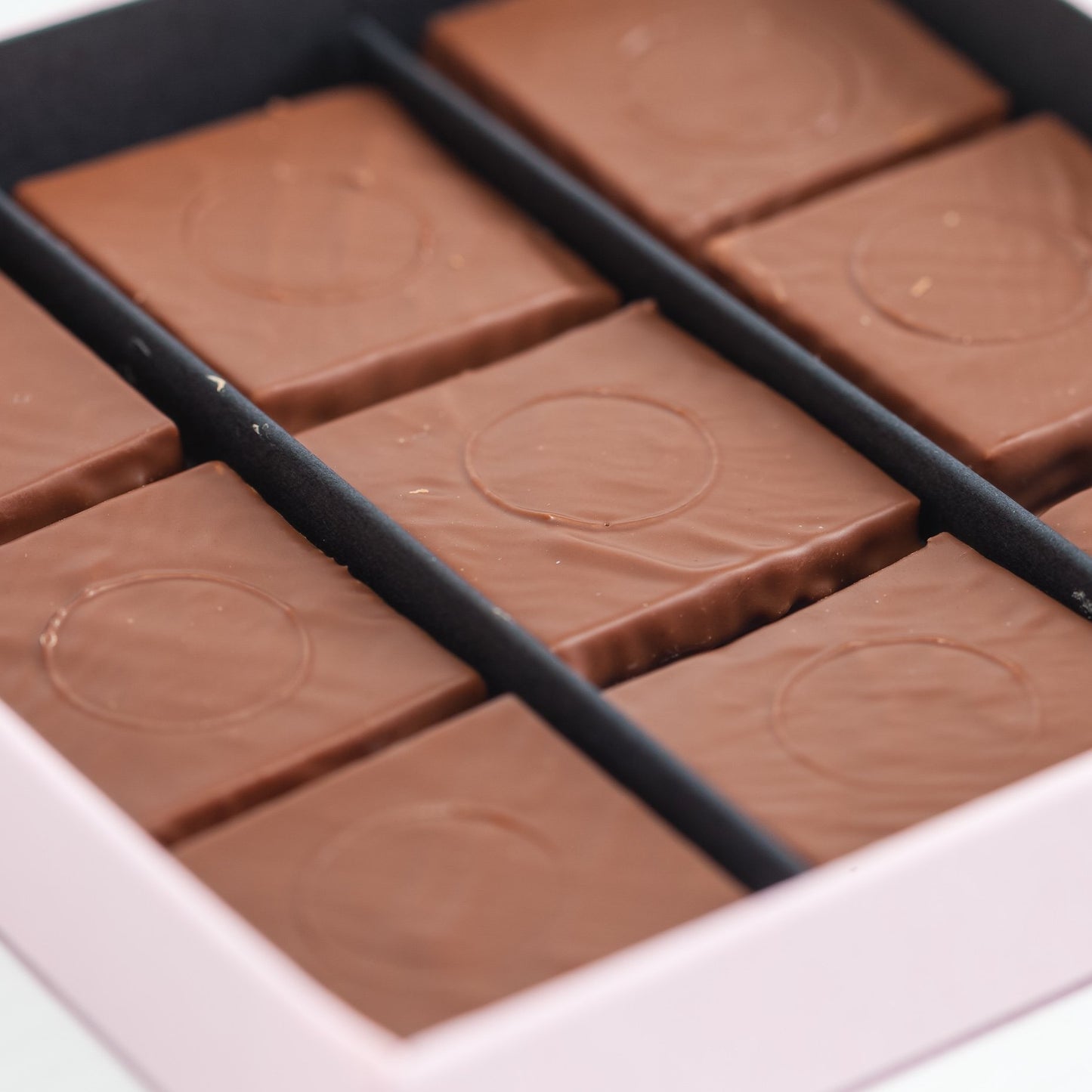Hill St. Nicaragua Bean to Bar Milk Chocolate 45% Ganache - 9 pieces