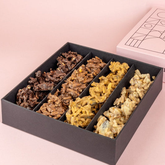 Hill St. Almond Rocks Selection Box